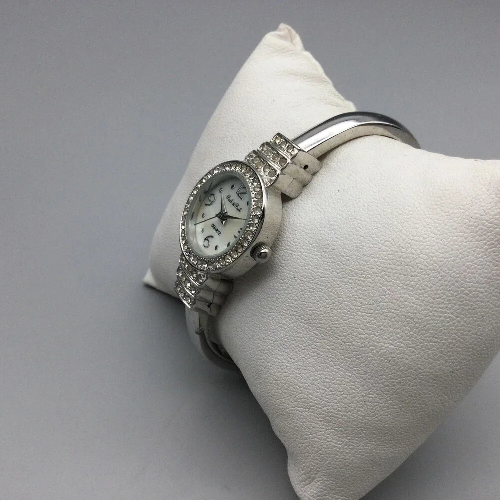Peck & Peck Womens Watch 23mm White Dial Silver Tone Crystal Bangle New Battery